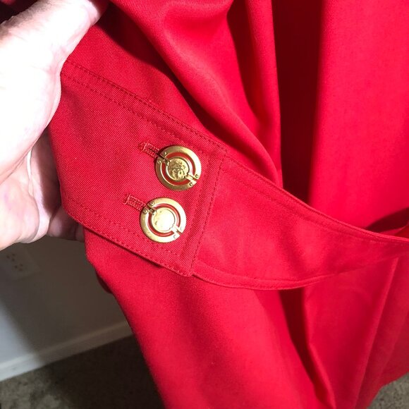 Vintage Vibrant Red Raincoat with Chic Gold Buttons - Stay Stylish & Dry! - Picture 9 of 14